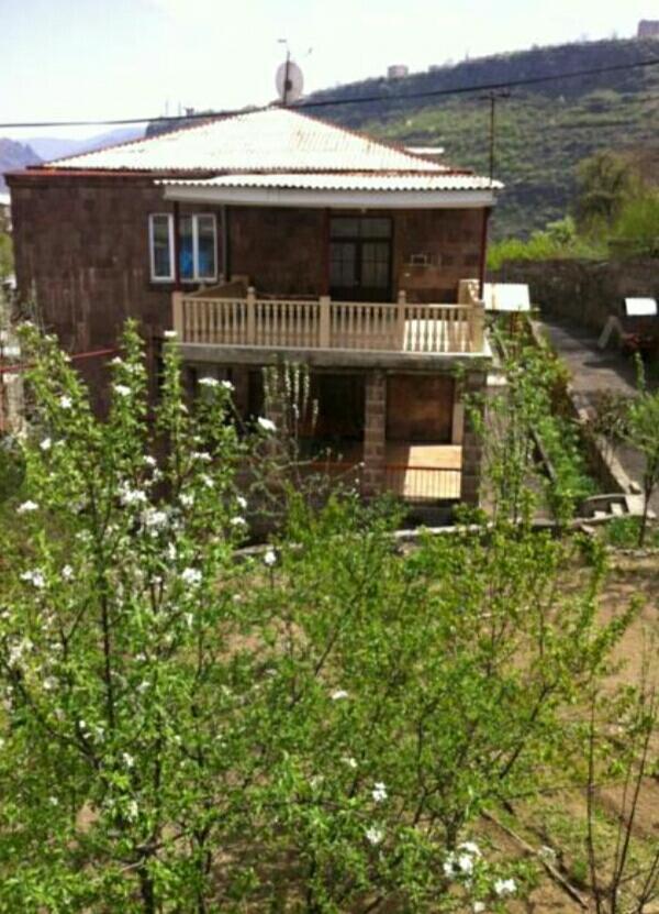 Guest house in Alaverdi Extérieur photo
