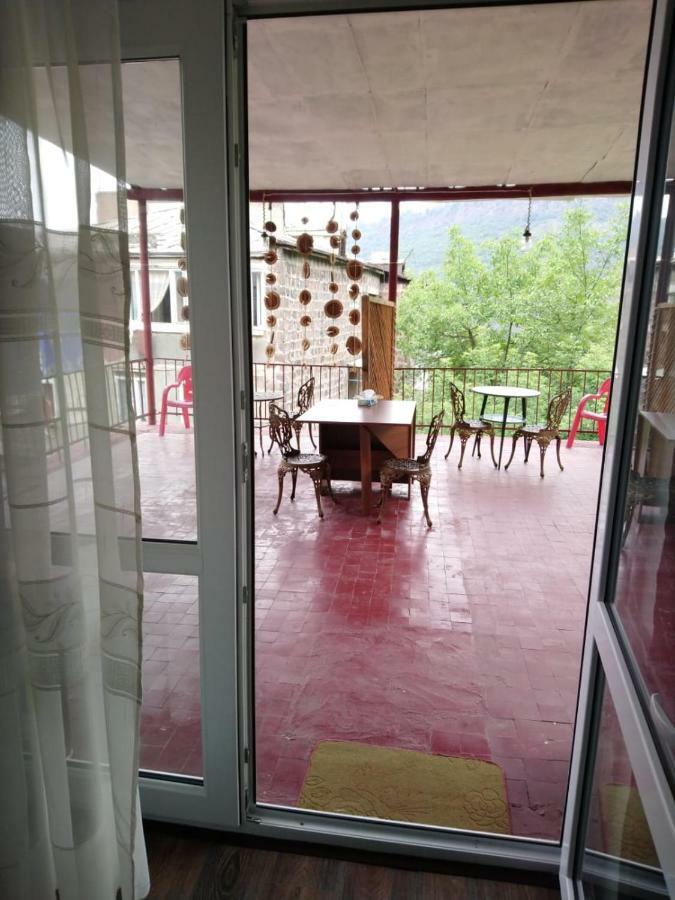 Guest house in Alaverdi Extérieur photo