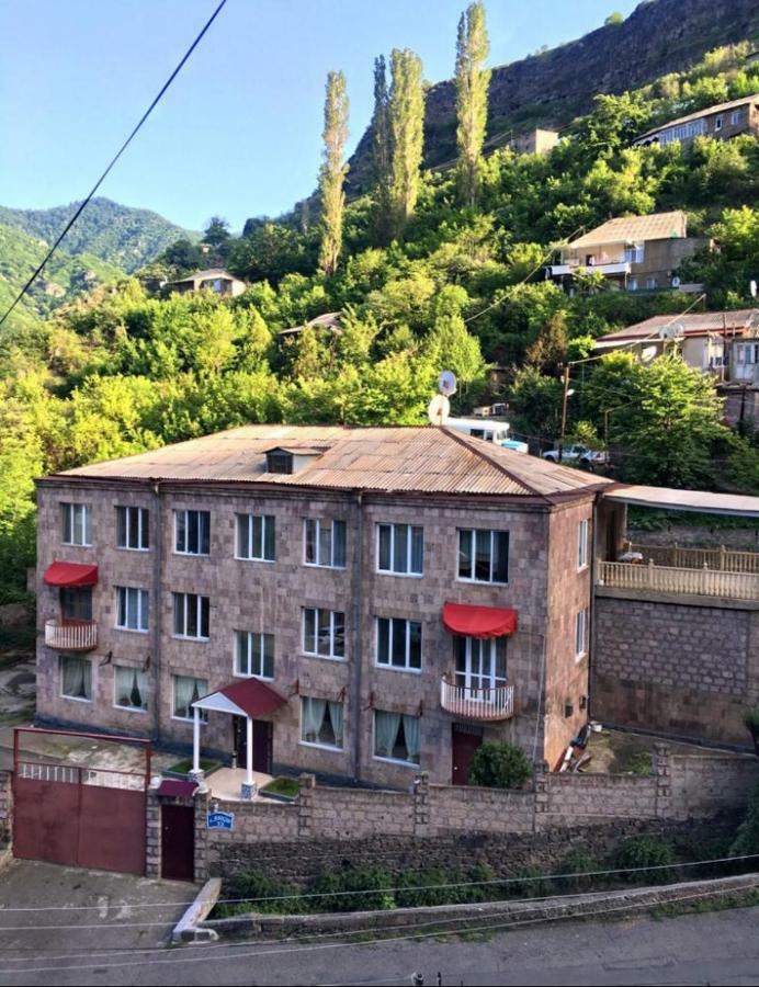 Guest house in Alaverdi Extérieur photo
