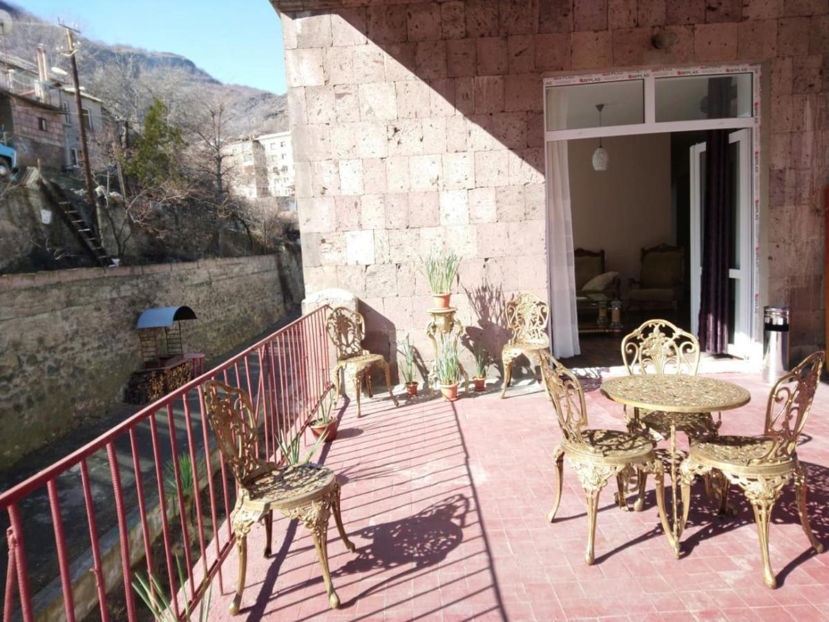 Guest house in Alaverdi Extérieur photo